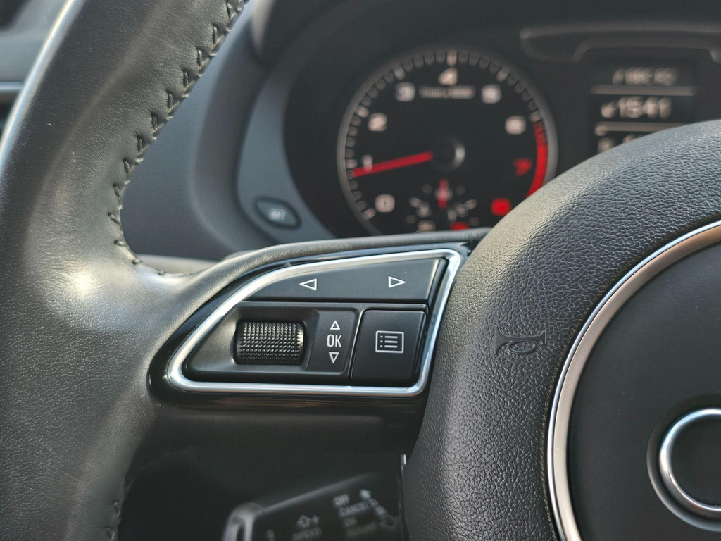 Audi Q3  Black #33