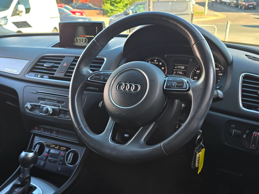 Audi Q3  Black #53