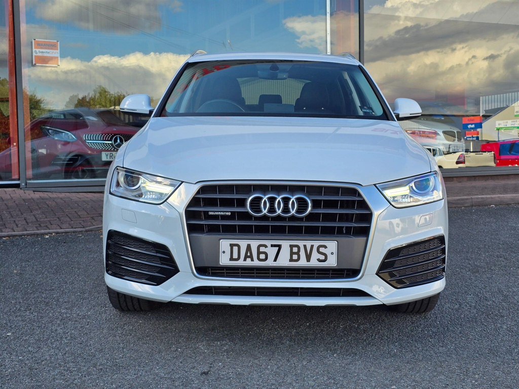 Audi Q3  Black #7