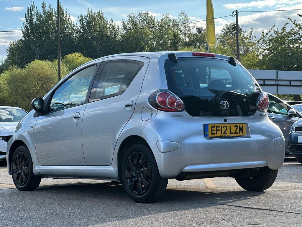 Toyota Aygo 1.0 Vvt-i Ice Multimode Euro 5 Silver #4