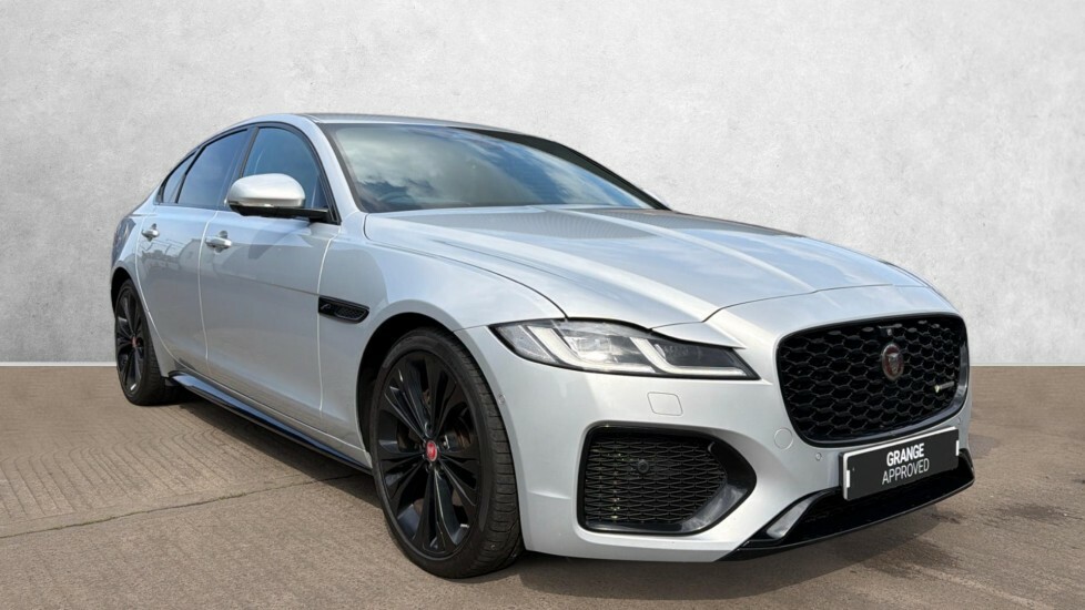 Jaguar XF D200 R-dynamic Se Silver