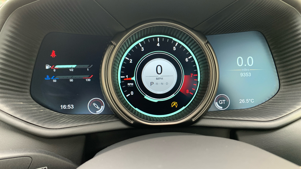 Aston Martin DB11 5.2L V12 Coupe White #6