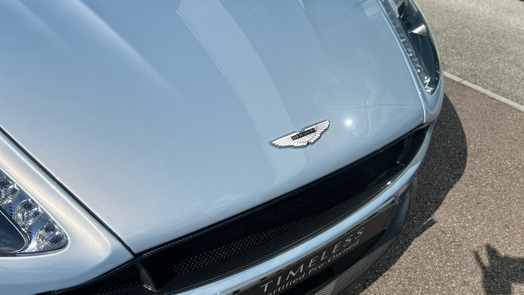 Aston Martin Vanquish S Blue #18
