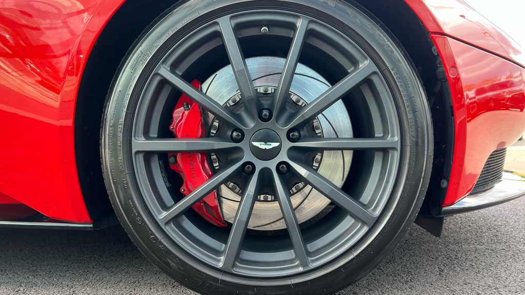 Aston Martin DB11 Db11 V8 Volante Red #4