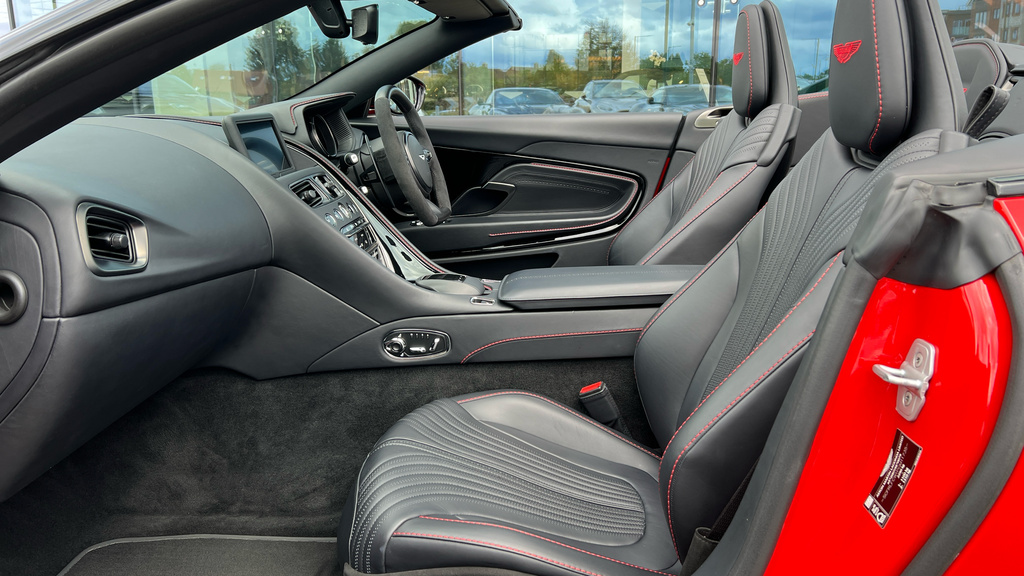 Aston Martin DB11 Automatic Grey #25