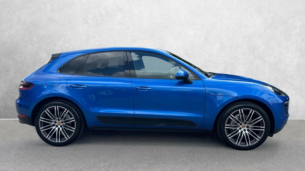 Porsche Macan Estate AJ52JAT Blue #5