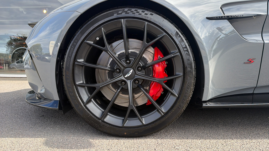 Aston Martin Vantage S Grey #4