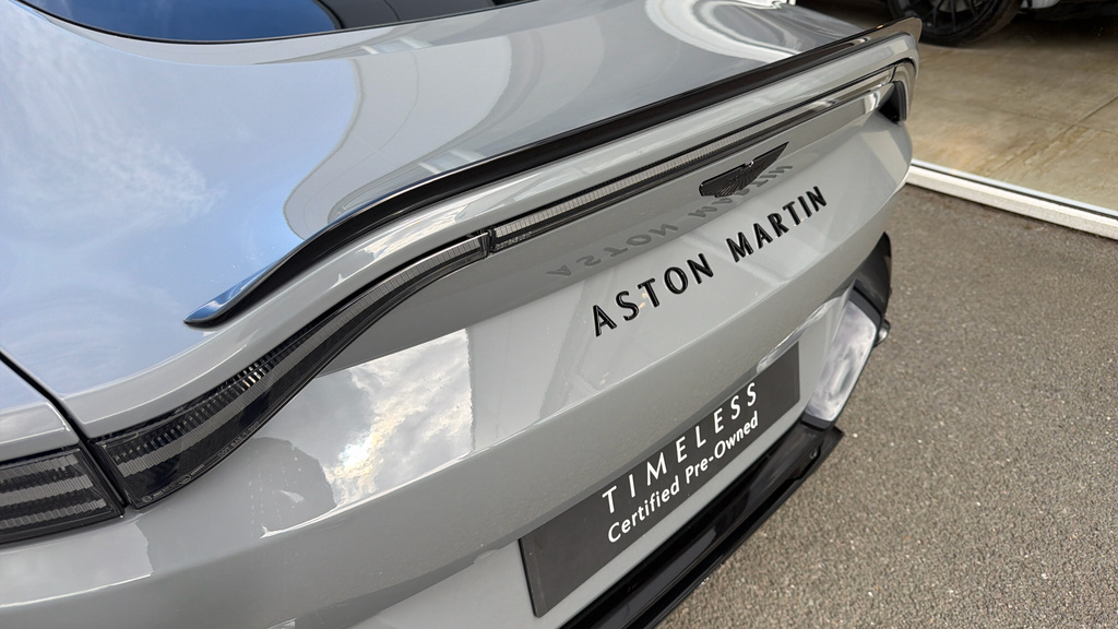 Aston Martin Vantage S Green #21