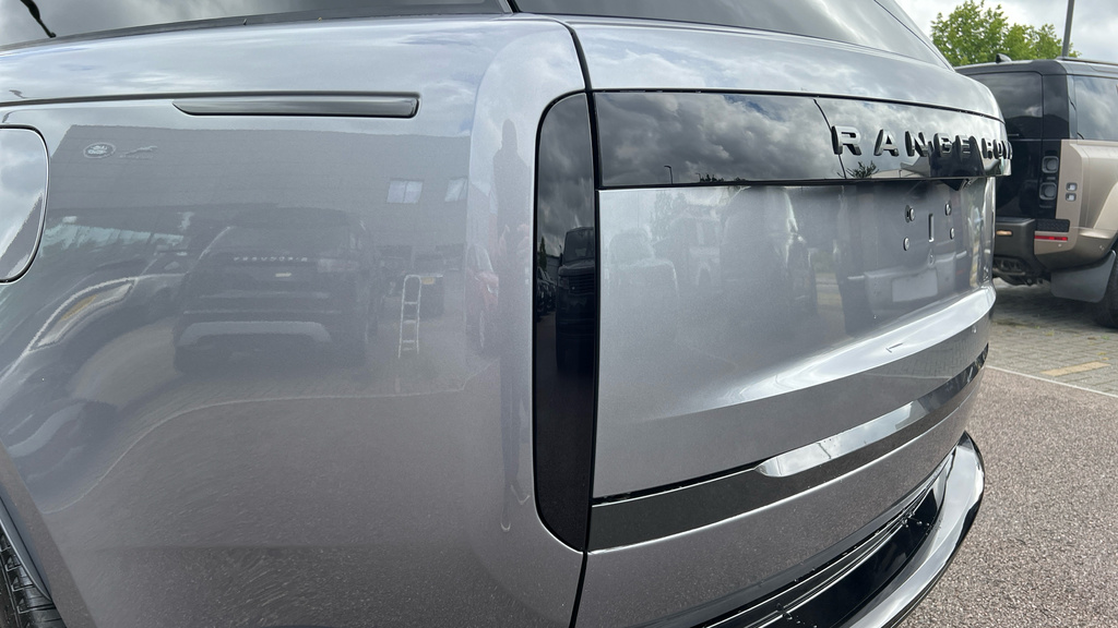 Land Rover Range Rover D200 Dynamic Se Black #19
