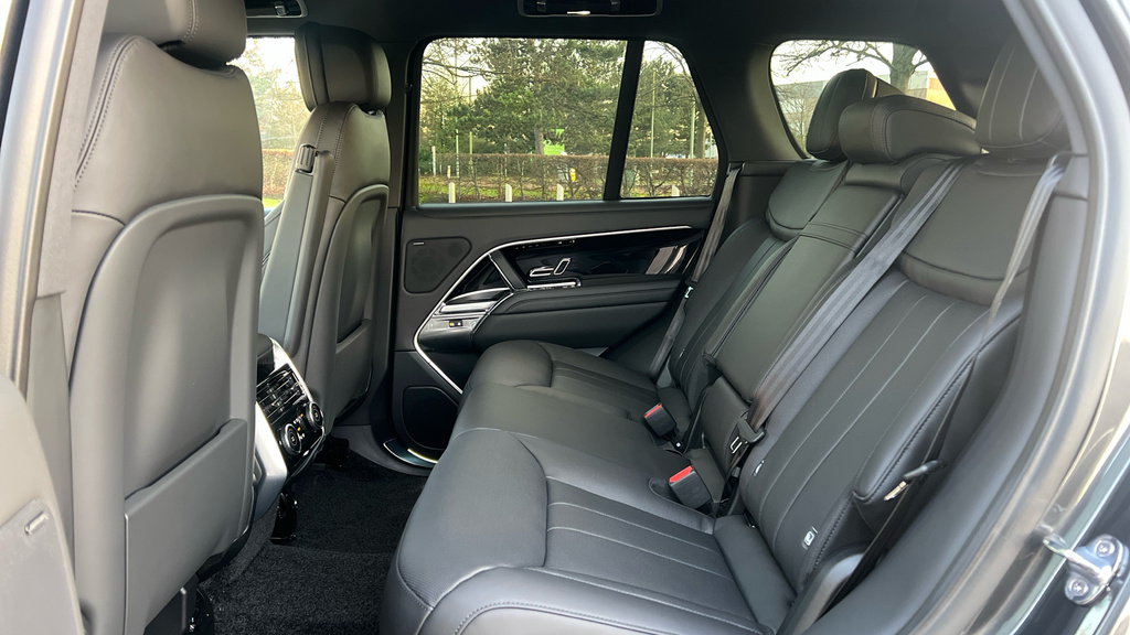 Land Rover Range Rover Matt Edition Grey #4