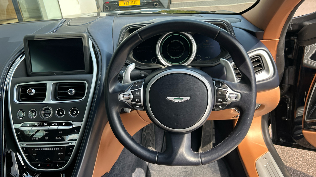 Aston Martin DB11 Entry White #11