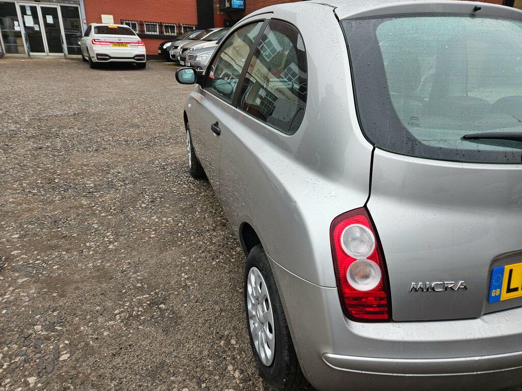Nissan Micra 1.2 16V Visia Silver #5