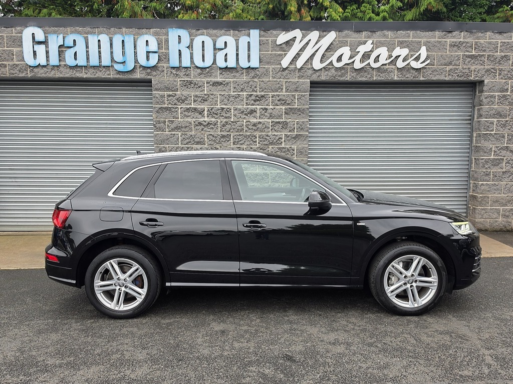 Audi Q5 Tdi S Line U1981 Ulez KM18ENK Black #3