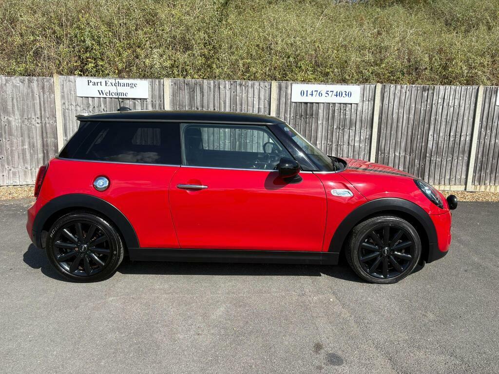 Mini Hatch 2.0 Cooper S Euro 6 S S MT18OFU Red #2