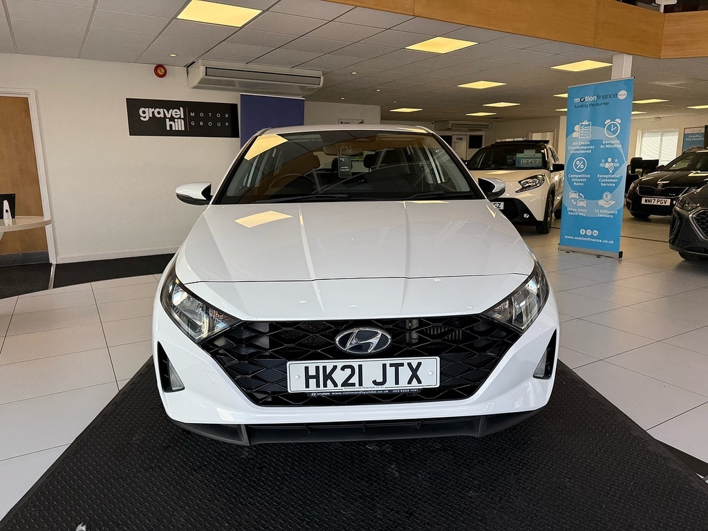 Hyundai I20 1.0 T-gdi Mhev Se Connect Hatchback Hyb White