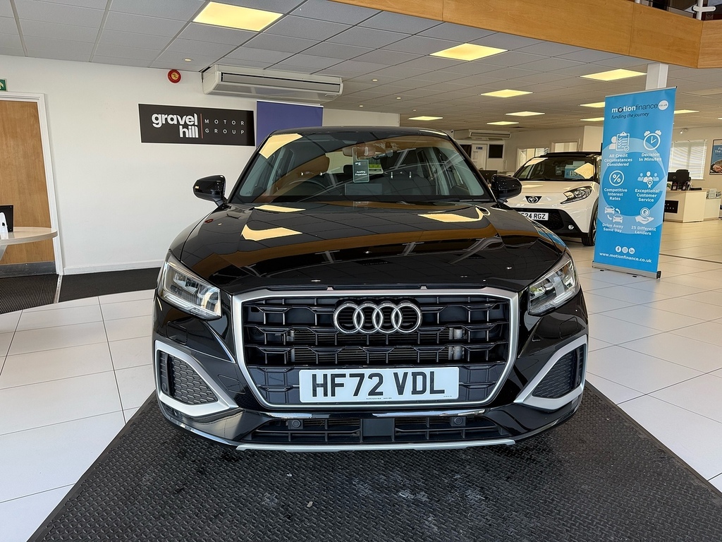 Audi Q2 1.5 Tfsi Cod 35 Sport Suv S Tronic Euro Black