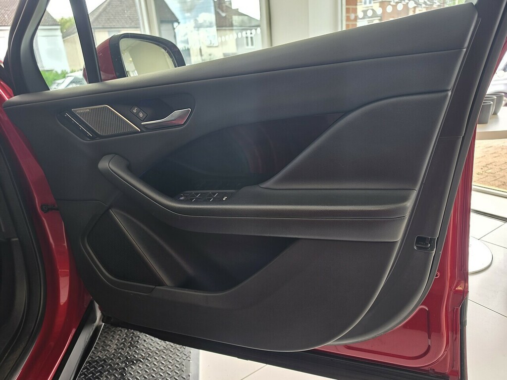 Jaguar I-Pace Suv Red #25