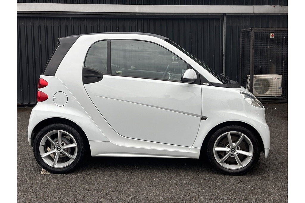 Smart Fortwo 1.0 Mhd Pulse Softtouch U2189 Ulez White #2