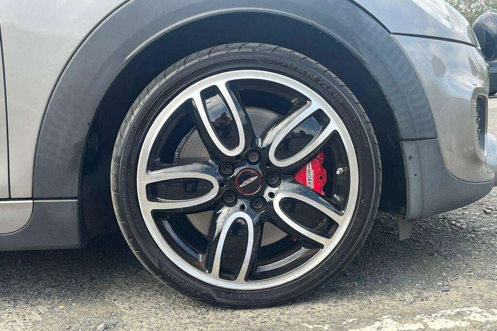 Mini Convertible Cooper Works YK04OAK Silver #5