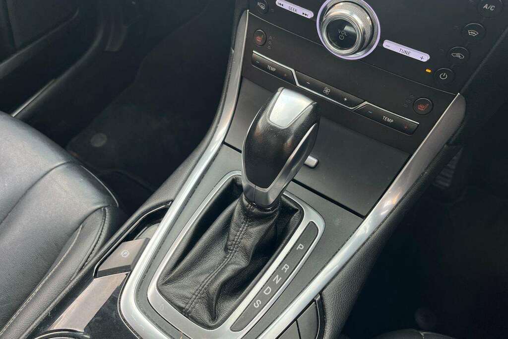 Ford S-Max St-line Tdci White #25
