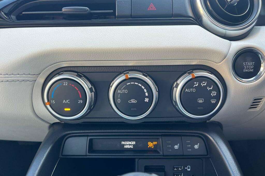 Mazda MX-5 Sports #24