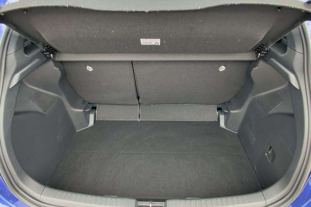 Mazda 2 Exclusive Line Red #12