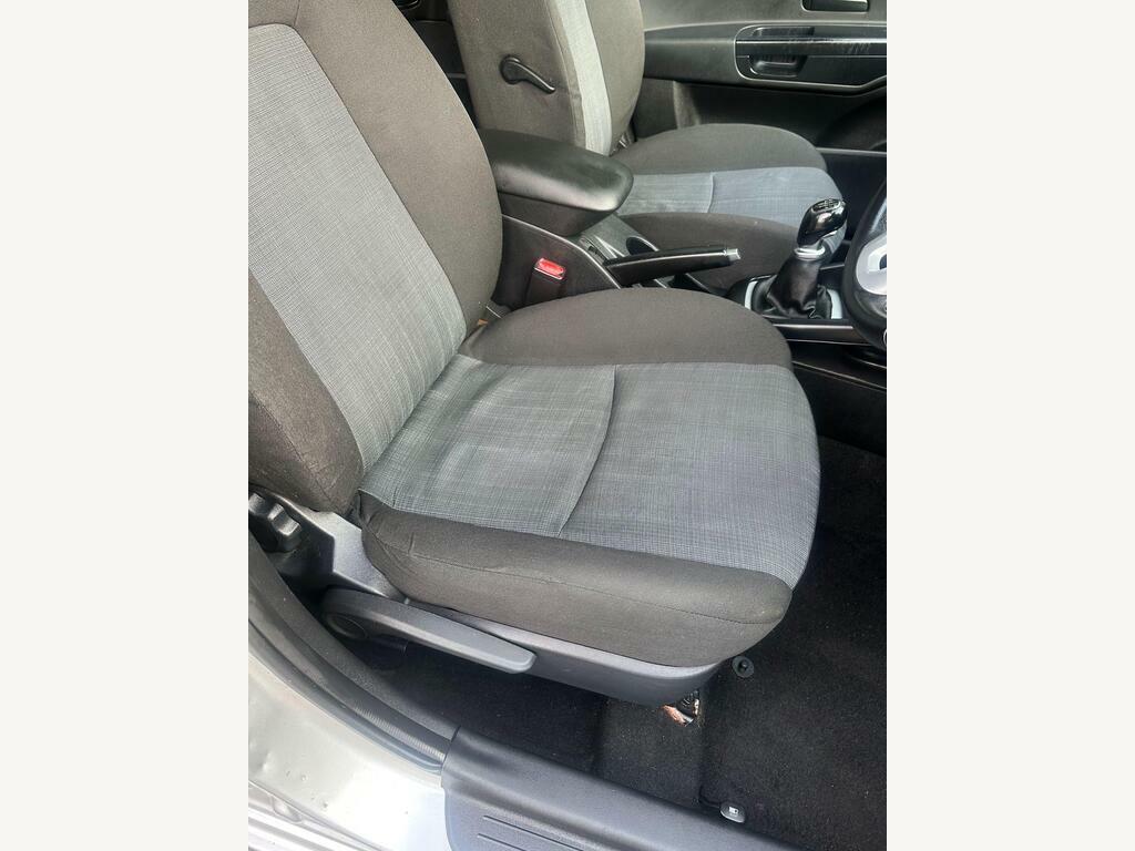 Kia Ceed Hatchback White #21