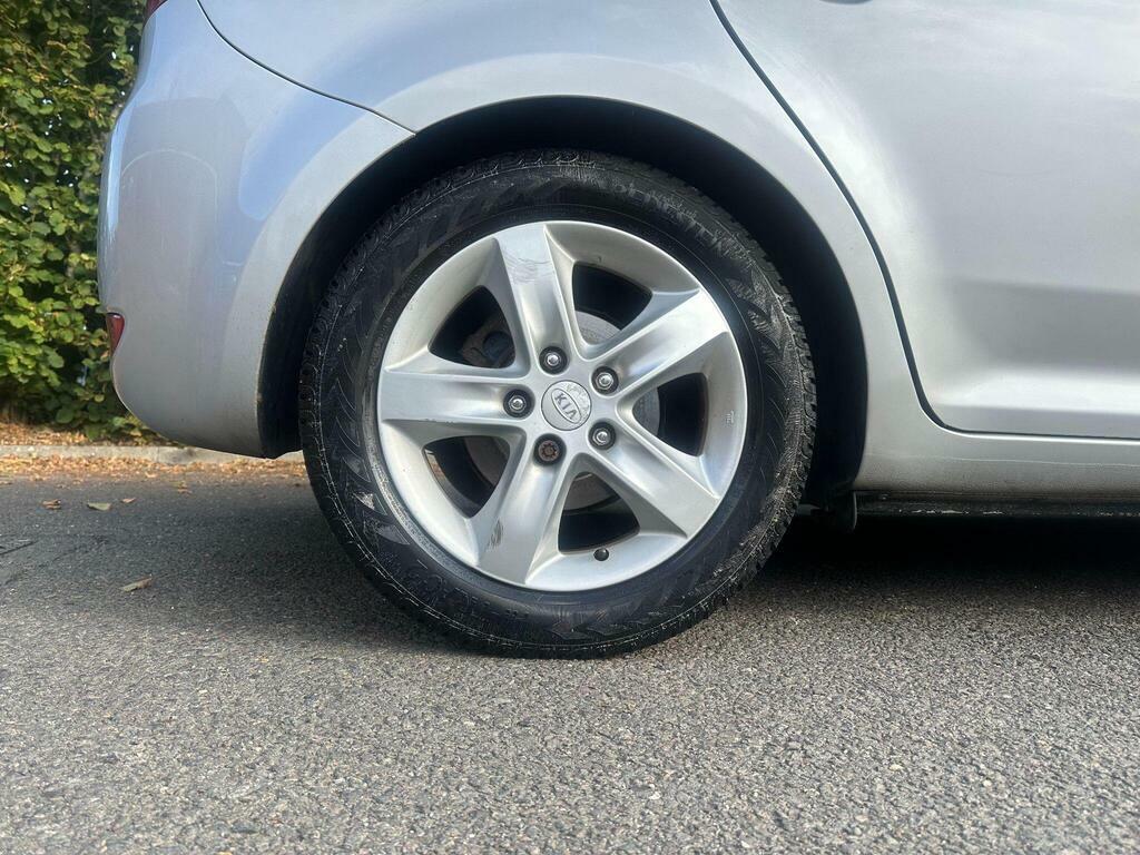 Kia Ceed Hatchback White #14
