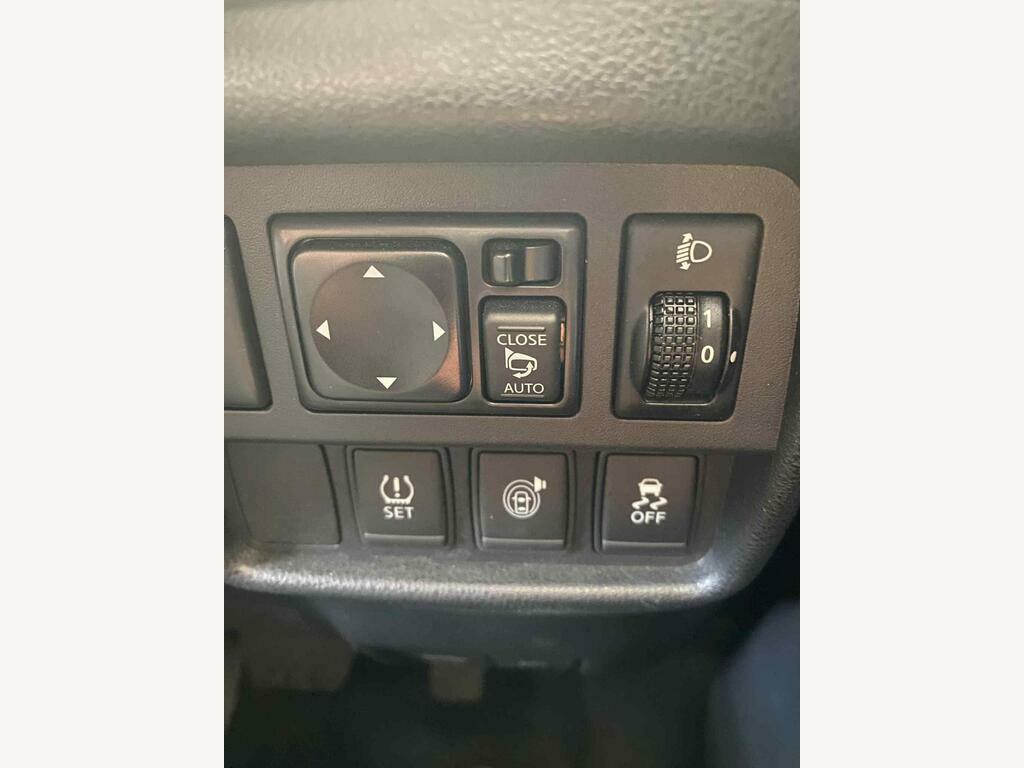 Nissan Juke Juke Acenta Dig-t White #24