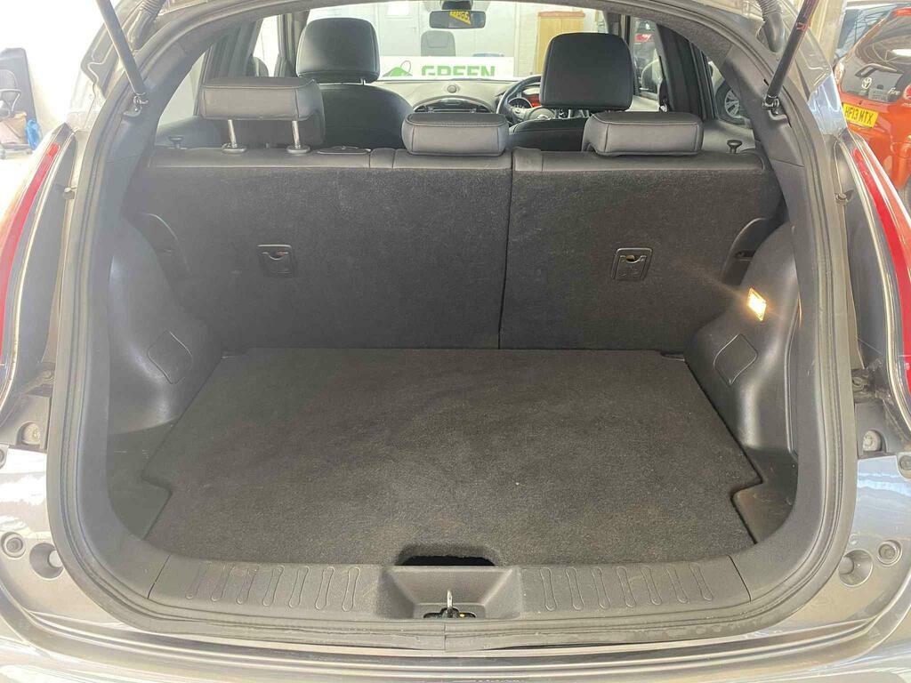 Nissan Juke Juke Acenta Dig-t White #7