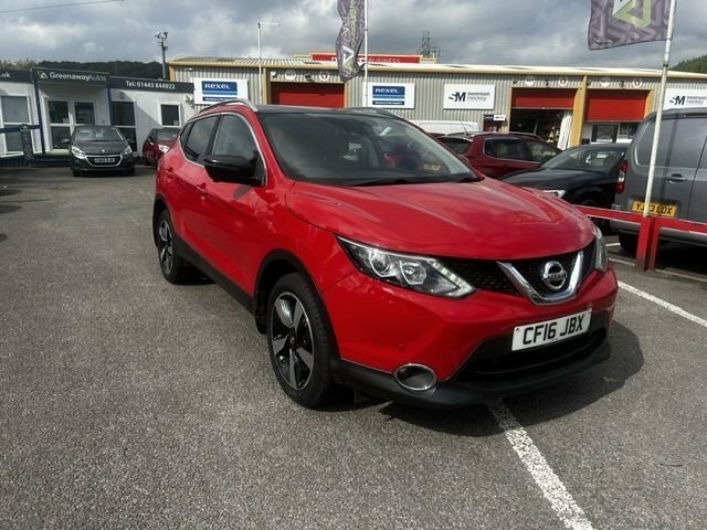 Nissan Qashqai Dig-t N-connecta Suv Red
