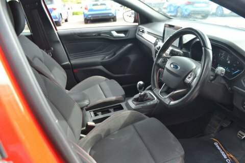 Ford Focus 2.0 Focus St-line BG19MBV Red #4