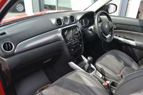 Suzuki Vitara 1.6 Vitara Sz5 Red #4