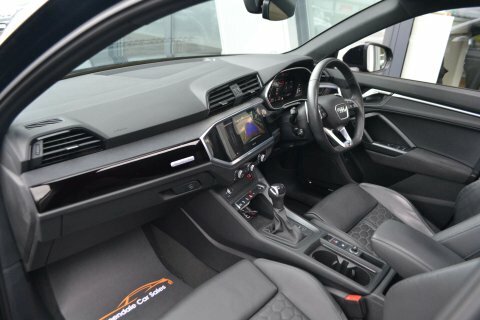 Audi RS Q3 2.5 Rs Q3 Black #4