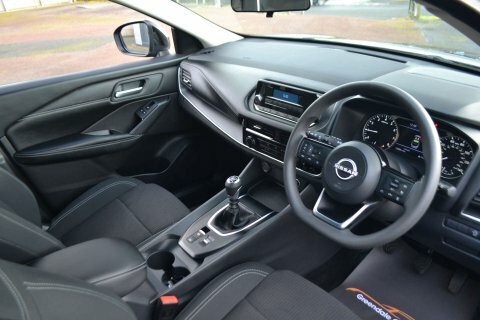 Nissan Qashqai 1.3 Qashqai Acenta CU72VTC Black #4