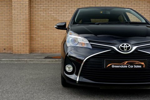 Toyota Yaris 1.3 Yaris Icon Black #3