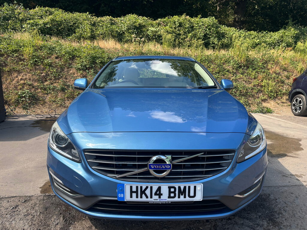 Volvo V60 2.0 D4 Se Lux Nav Estate Euro 6 Blue #2