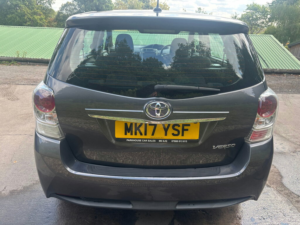 Toyota Verso 1.8 V-matic Icon Mpv Multidrive S Euro Grey #6