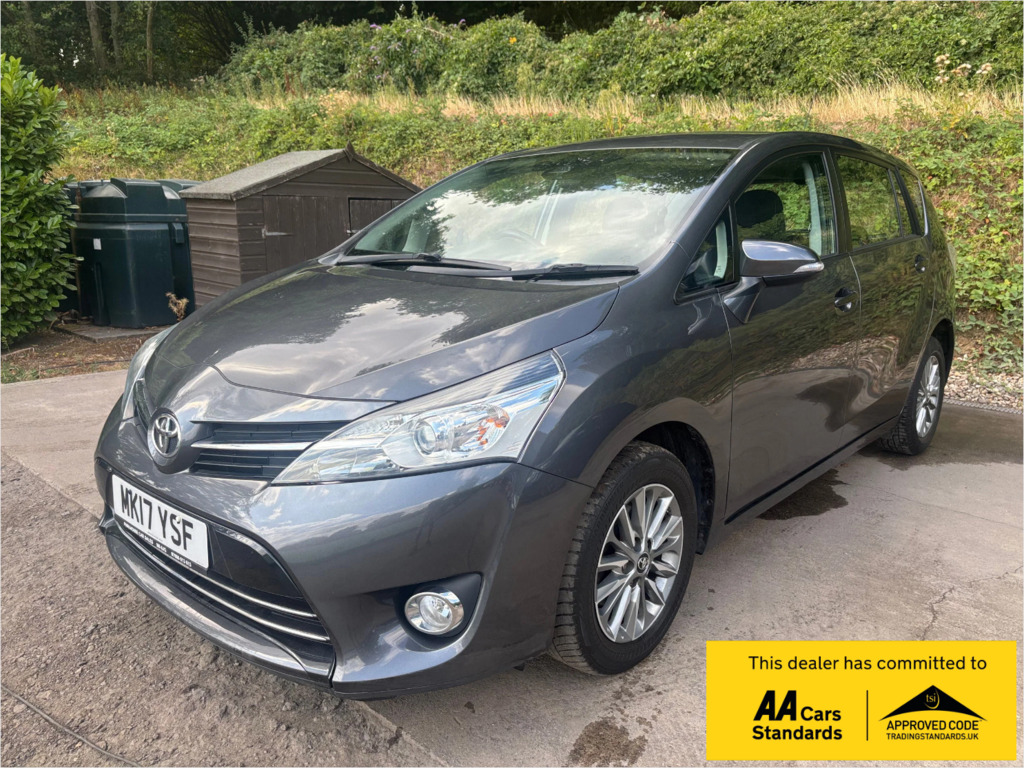 Toyota Verso 1.8 V-matic Icon Mpv Multidrive S Euro Grey