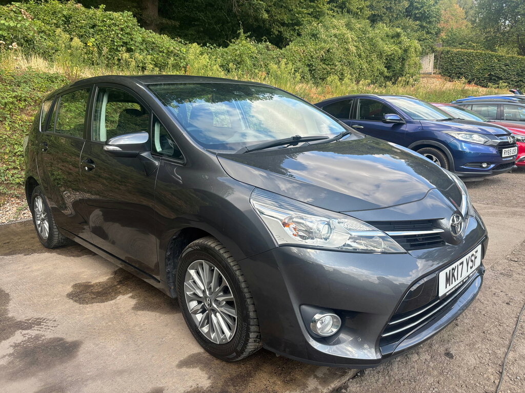 Toyota Verso 1.8 V-matic Icon Mpv Multidrive S Euro Grey #3