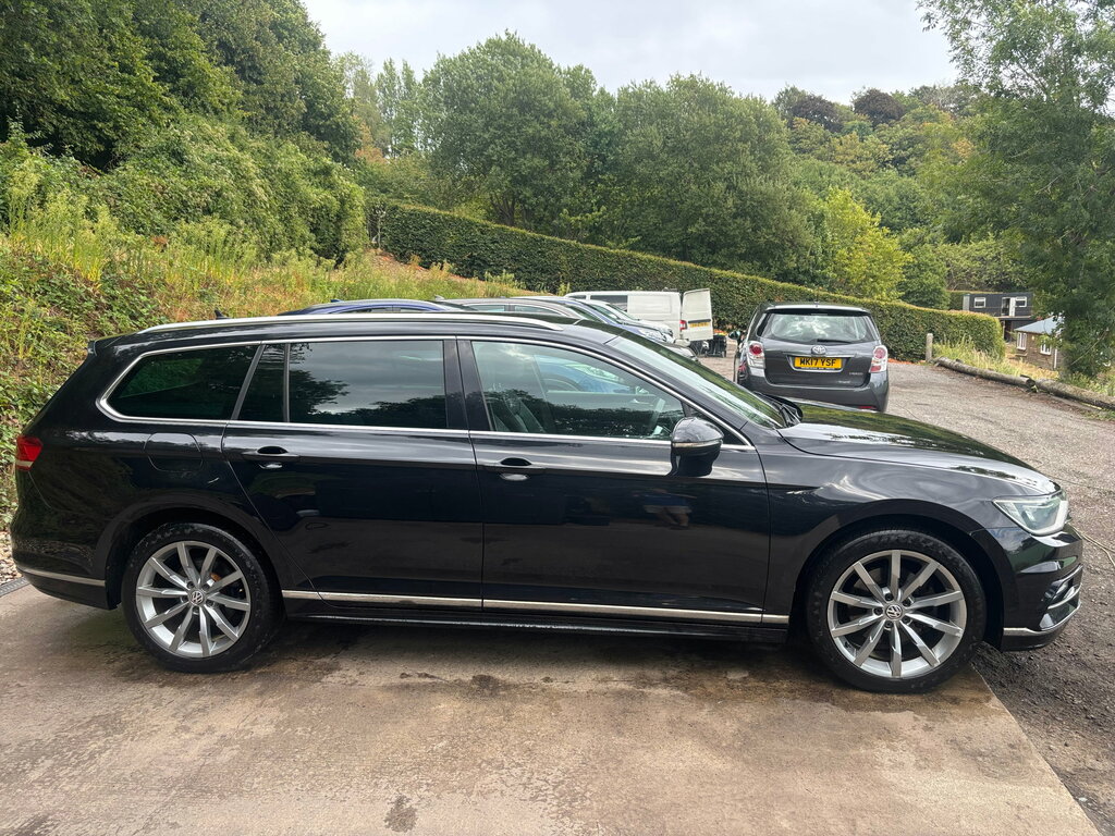Volkswagen Passat 2.0 Tdi Bluemotion Tech R-line Estate M WN66DFO Black #4
