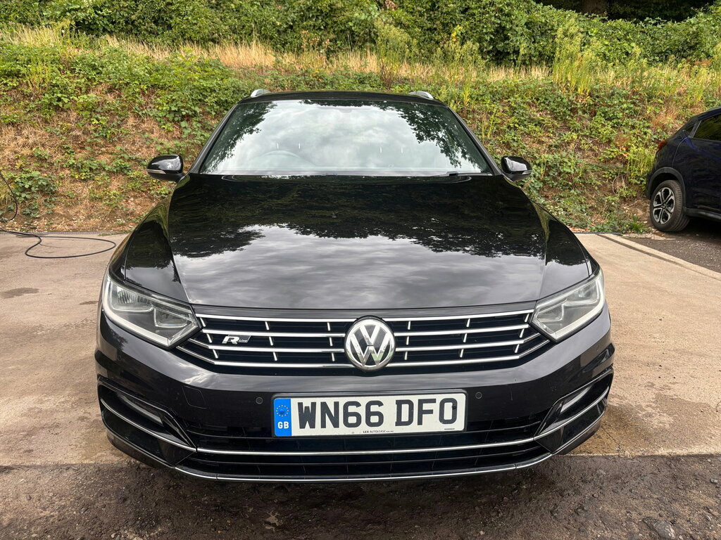 Volkswagen Passat 2.0 Tdi Bluemotion Tech R-line Estate M WN66DFO Black #2
