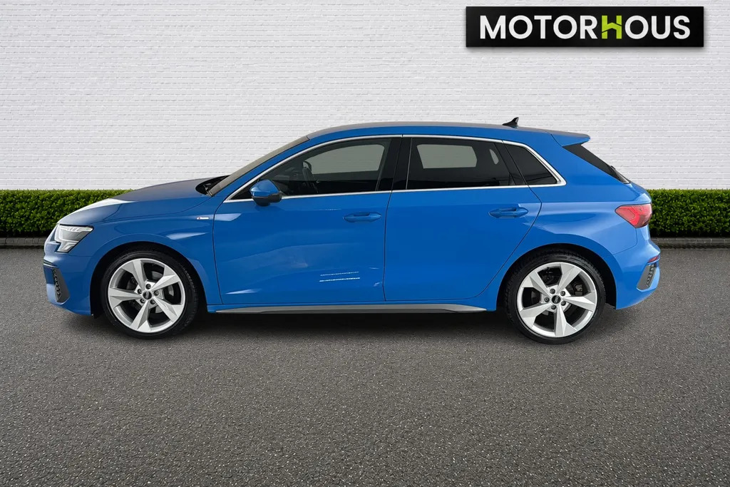 Audi A3 Sportback 30 Tfsi S Line S FG23NVB Blue #4