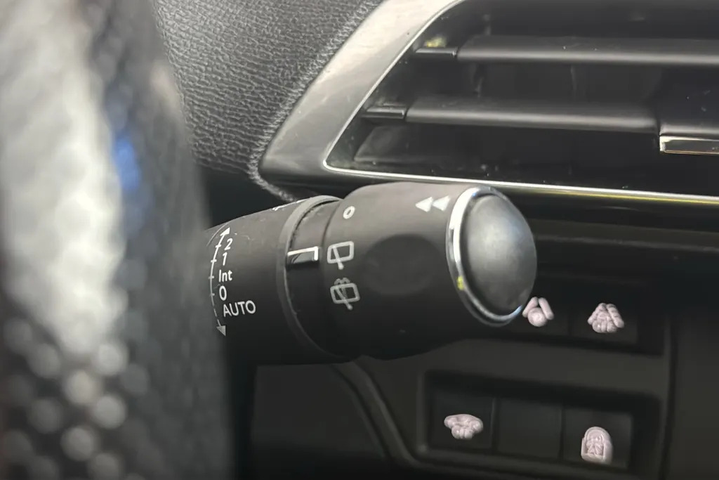 Peugeot 5008 Gt Premium Grey #30