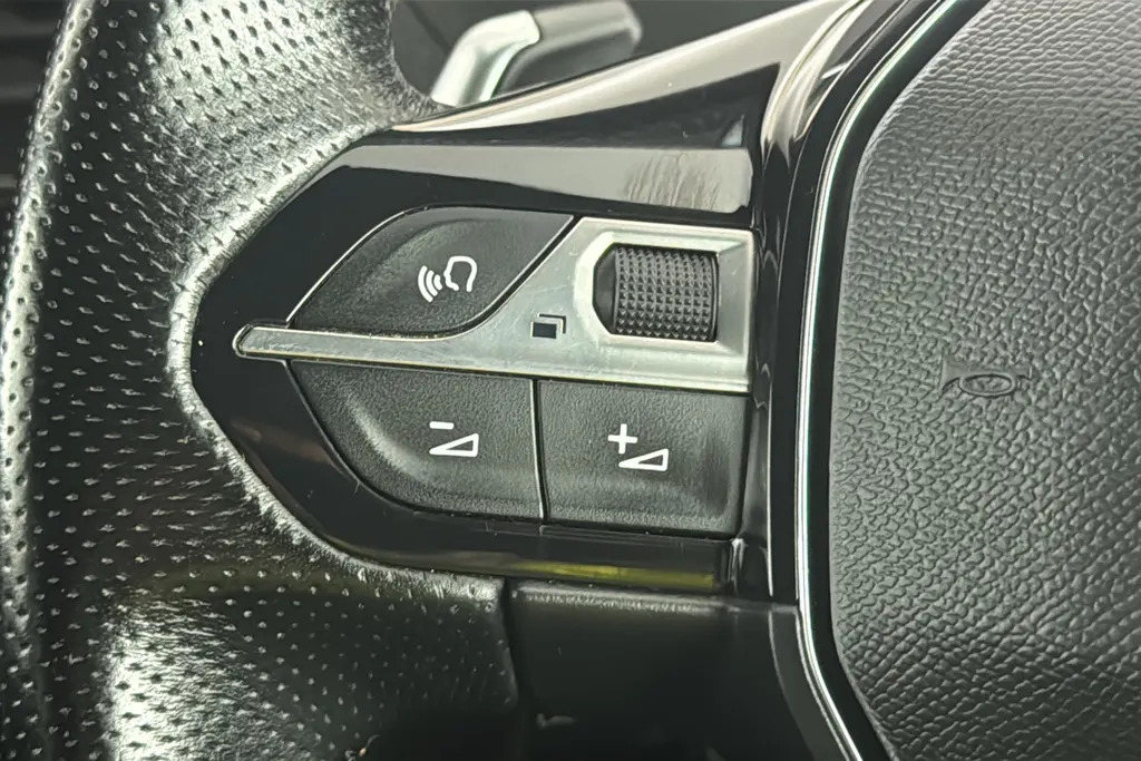 Peugeot 5008 Gt Premium Grey #26