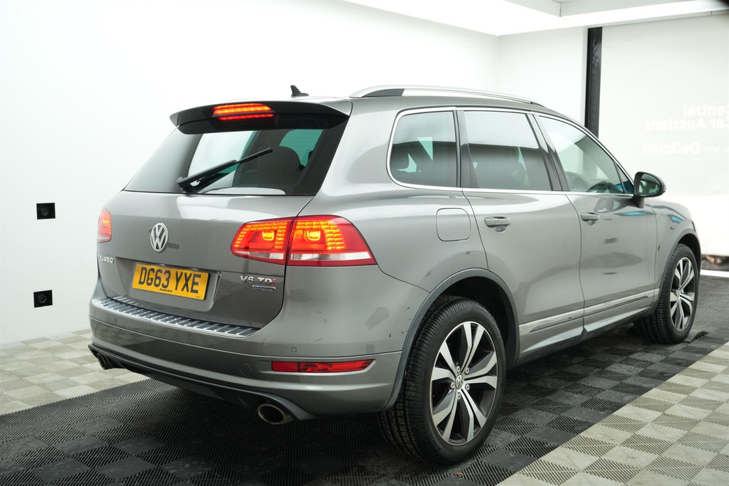 Volkswagen Touareg 3.0 Tdi V6 Bluemotion Tech R-line Tiptronic 4Wd Eu Grey #4