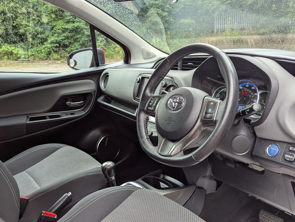 Toyota Yaris 1.5 Vvt-h Icon E-cvt Euro 6 #5