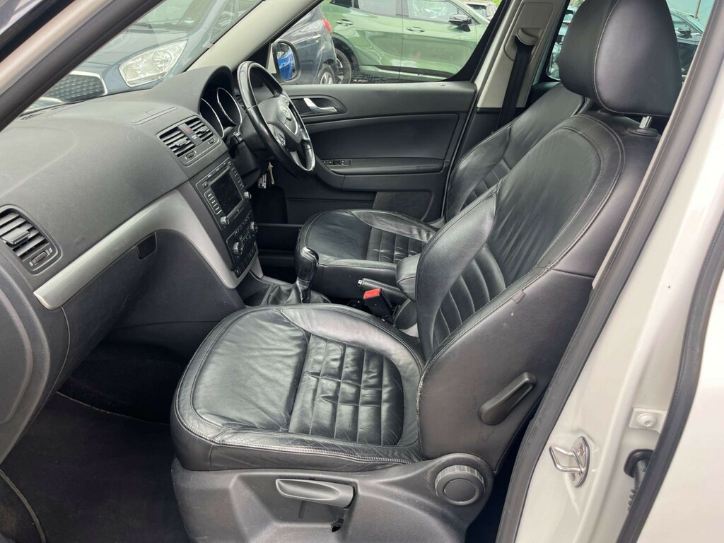 Skoda Yeti Elegance Beige #11