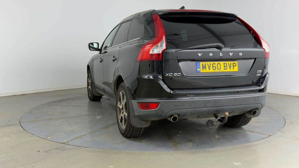 Volvo XC60 2.4 D5 Se Lux 2010 Black #6