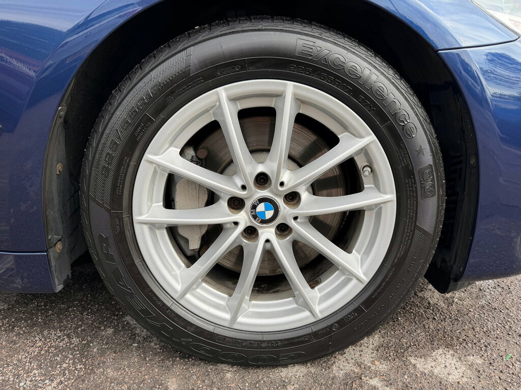 BMW 5 Series 2.0 525D Se Saloon Euro 6 Ss 2 NL68KRD Blue #4